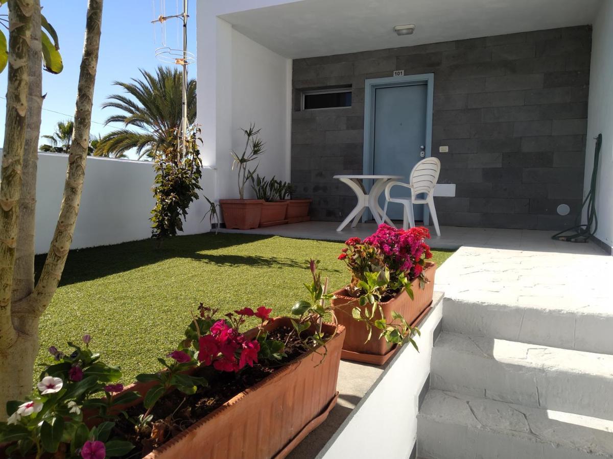 קיאו סלבאחה Duplex Apartments Nirvana מראה חיצוני תמונה