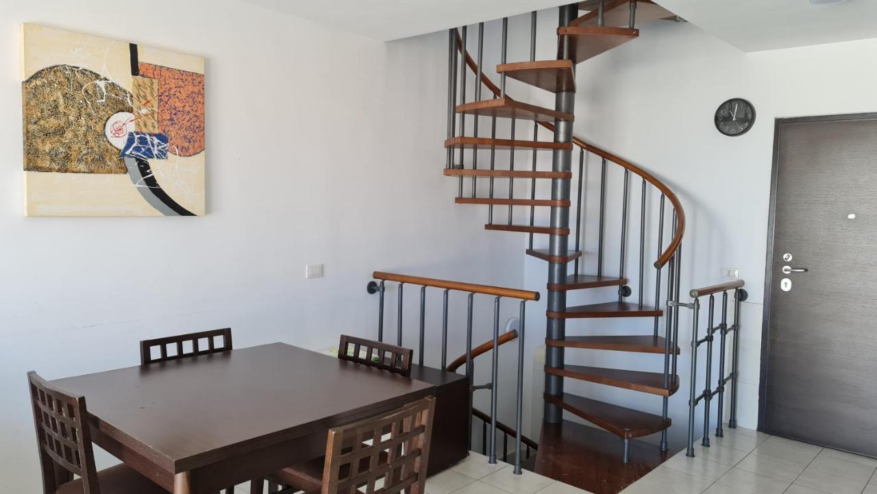 קיאו סלבאחה Duplex Apartments Nirvana מראה חיצוני תמונה