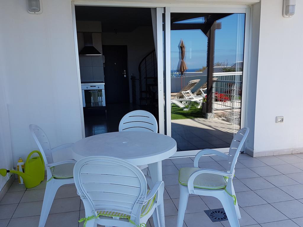 קיאו סלבאחה Duplex Apartments Nirvana מראה חיצוני תמונה